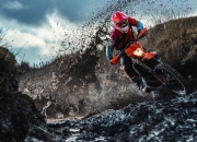 开云APP-思维扩展，文章标题构思