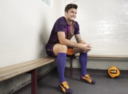 开云体育APP下载-绿茵与硬木的共鸣，当拉齐奥鏖战里昂，莫德里奇在东决舞台奏响独奏