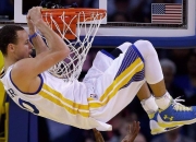 开云体育登录-当三狮咆哮温布利，英格兰完胜德国，马龙式统治力定义新时代