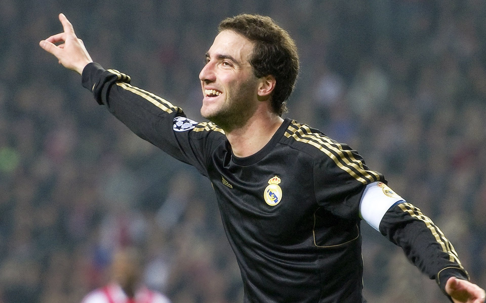 新星帕尔默闪耀全场,土耳其战术压制力克乌拉圭